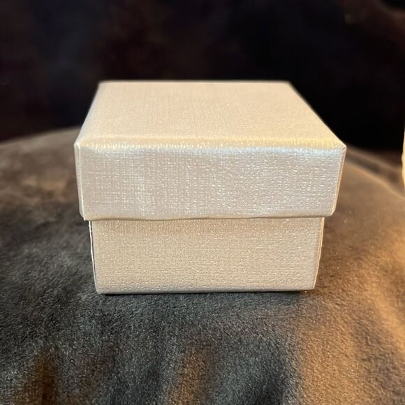 Artistry Tarakashi Collection Sterling Silver Bypass Ring - Picture 12 of 12